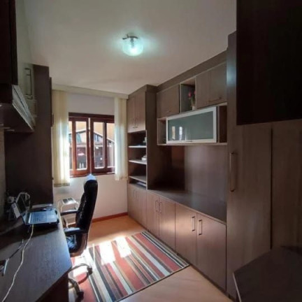 Imagem Casa com 5 Quartos à Venda, 240 m² em São Lourenço - Curitiba