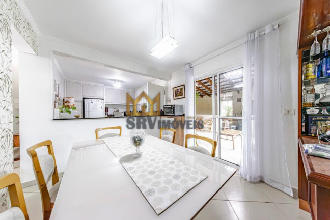 Imagem Sobrado com 3 Quartos à Venda, 235 m² em Atuba - Curitiba