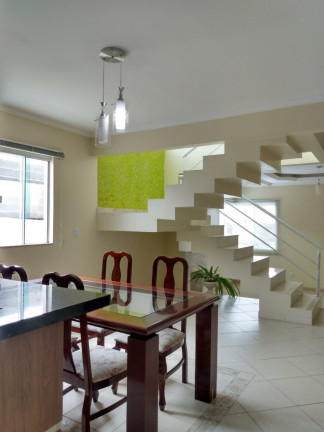 Imagem Casa com 4 Quartos à Venda, 230 m² em Pedra Branca - Palhoça Imagem Casa com 4 Quartos à Venda, 230 m² em Pedra Branca - Palhoça