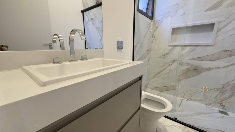 Imagem Casa com 3 Quartos à Venda, 327 m² em Roncáglia - Valinhos Imagem Casa com 3 Quartos à Venda, 327 m² em Roncáglia - Valinhos