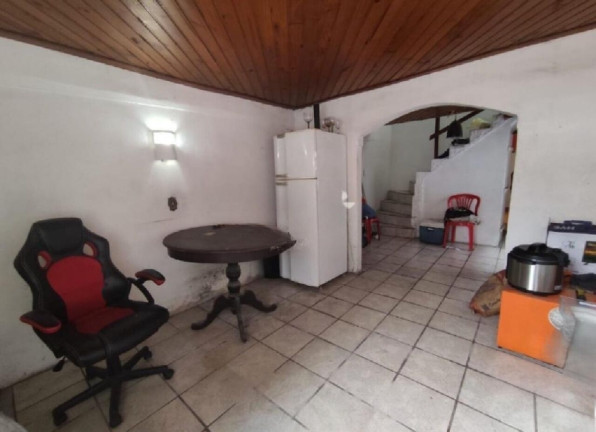 Imagem Casa com 4 Quartos à Venda, 221 m² em Encruzilhada - Santos Imagem Casa com 4 Quartos à Venda, 221 m² em Encruzilhada - Santos