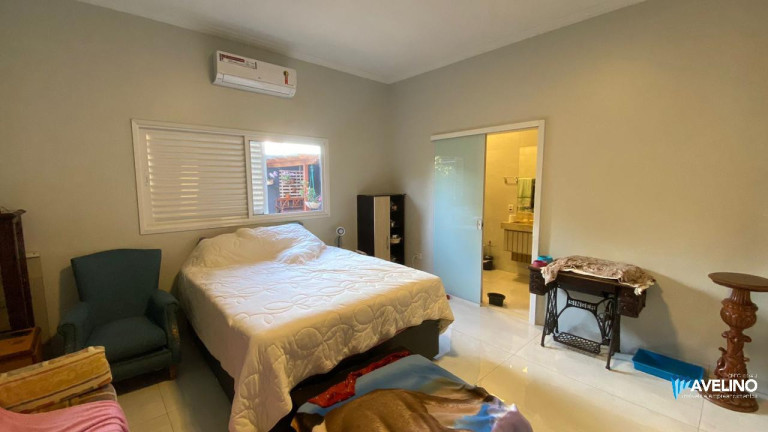Imagem Casa com 6 Quartos à Venda, 400 m² em Portal De Dourados - Dourados Imagem Casa com 6 Quartos à Venda, 400 m² em Portal De Dourados - Dourados