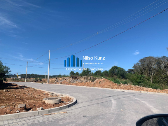Imagem Terreno à Venda, 240 m² em Barracão - Bento Gonçalves Imagem Terreno à Venda, 240 m² em Barracão - Bento Gonçalves