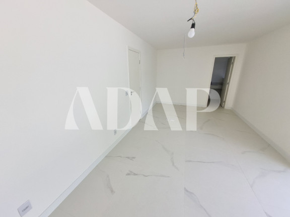 Imagem Casa com 4 Quartos à Venda, 192 m² em Vargem Grande - Rio De Janeiro Imagem Casa com 4 Quartos à Venda, 192 m² em Vargem Grande - Rio De Janeiro