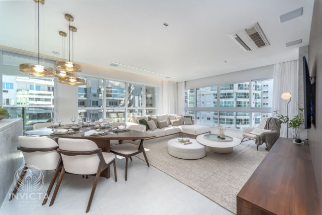Foto do imóvel Apartamento com 4 Quartos à Venda, 191 m² em Centro - Balneário Camboriú