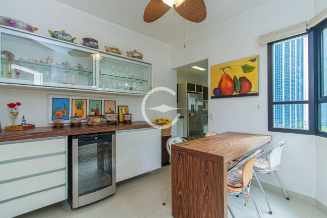 Imagem Apartamento com 4 Quartos à Venda, 206 m² em Vila Uberabinha - São Paulo