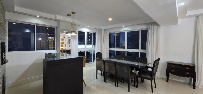 Imagem Apartamento com 3 Quartos à Venda, 134 m² em Centro - Balneário Camboriú Imagem Apartamento com 3 Quartos à Venda, 134 m² em Centro - Balneário Camboriú