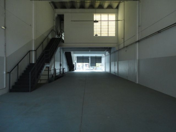 Imagem Galpão para Alugar, 800 m² em Tamboré - Barueri Imagem Galpão para Alugar, 800 m² em Tamboré - Barueri
