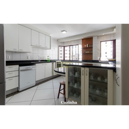 Imagem Apartamento com 5 Quartos à Venda, 340 m² em Centro - Balneário Camboriú