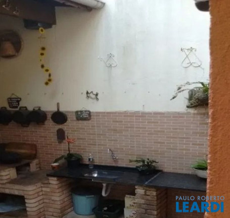 Imagem Sobrado com 3 Quartos à Venda, 256 m² em Campestre - Santo André Imagem Sobrado com 3 Quartos à Venda, 256 m² em Campestre - Santo André