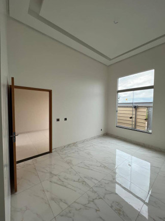 Imagem Casa com 3 Quartos à Venda, 192 m² em Independência - 2º Complemento - Aparecida De Goiânia
