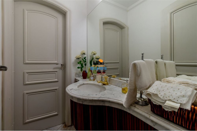 Imagem Apartamento com 4 Quartos à Venda, em Santa Cecília - São Paulo Imagem Apartamento com 4 Quartos à Venda, em Santa Cecília - São Paulo