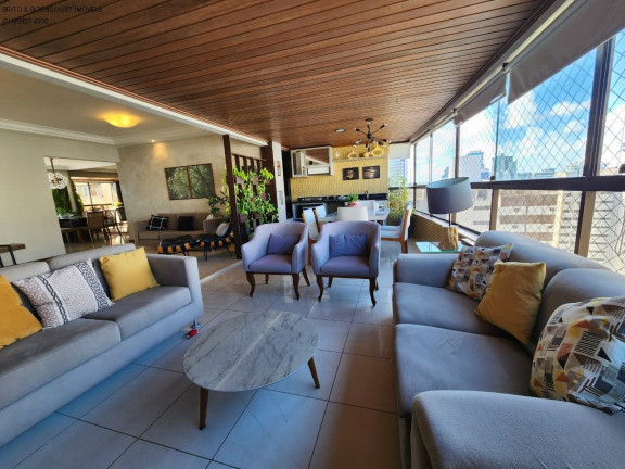 Imagem Imóvel com 4 Quartos à Venda, 191 m² em Caminho Das árvores - Salvador Imagem Imóvel com 4 Quartos à Venda, 191 m² em Caminho Das árvores - Salvador