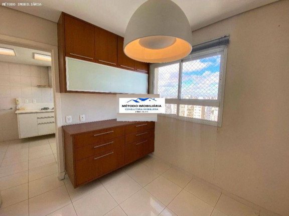Imagem Imóvel com 4 Quartos à Venda, 250 m² em Moema - São Paulo