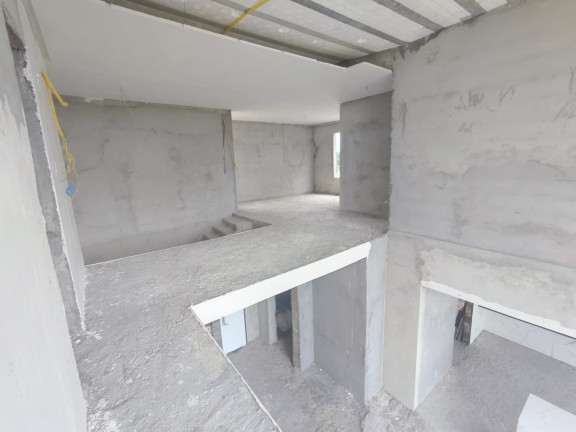 Imagem Casa com 4 Quartos à Venda, 280 m² em Recreio Ipitanga - Lauro De Freitas