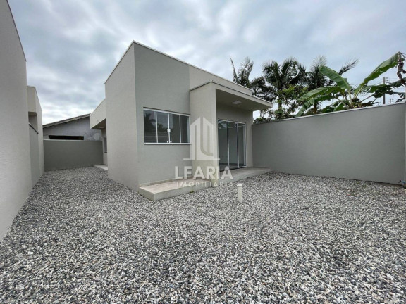 Casa com 2 Quartos à Venda, 53 m² em Itamar - Itapoá