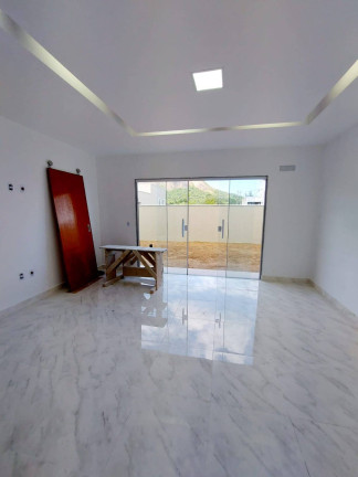 Imagem Casa com 3 Quartos à Venda, 360 m² em Itaipuaçu - Maricá Imagem Casa com 3 Quartos à Venda, 360 m² em Itaipuaçu - Maricá
