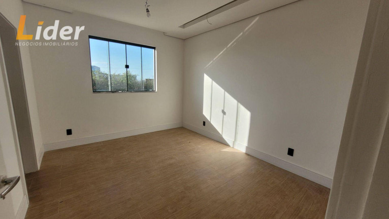Imagem Casa com 4 Quartos à Venda, 1.200 m² em Marilândia - Juiz De Fora Imagem Casa com 4 Quartos à Venda, 1.200 m² em Marilândia - Juiz De Fora