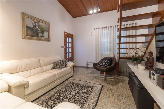 Imagem Casa com 4 Quartos à Venda, em Penha De França - São Paulo Imagem Casa com 4 Quartos à Venda, em Penha De França - São Paulo