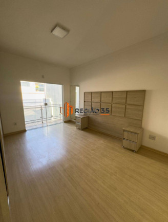 Imagem Casa com 3 Quartos à Venda, 250 m² em Jardim Das Hortênsias - Poços De Caldas Imagem Casa com 3 Quartos à Venda, 250 m² em Jardim Das Hortênsias - Poços De Caldas