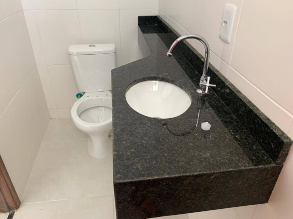 Imagem Sobrado com 2 Quartos à Venda, 82 m² em Massaguaçu - Caraguatatuba