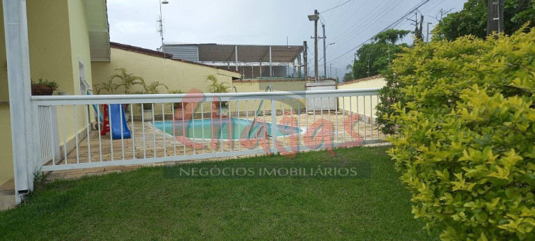 Casa com 3 Quartos à Venda, 177 m² em Pontal De Santa Marina - Caraguatatuba