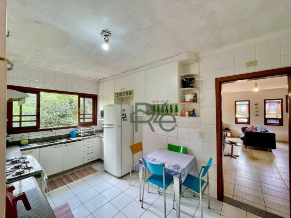 Imagem Casa com 3 Quartos à Venda, 233 m² em Vila Velha - Carapicuíba Imagem Casa com 3 Quartos à Venda, 233 m² em Vila Velha - Carapicuíba