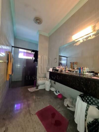 Imagem Casa com 6 Quartos à Venda,  em Manaus