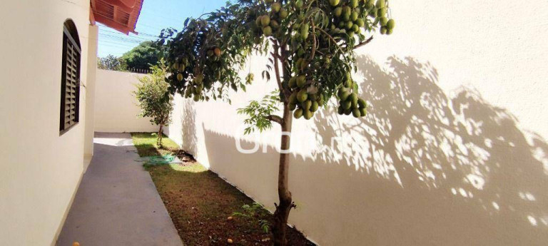 Imagem Casa com 4 Quartos à Venda, 151 m² em Jardim Planalto - Goiânia Imagem Casa com 4 Quartos à Venda, 151 m² em Jardim Planalto - Goiânia