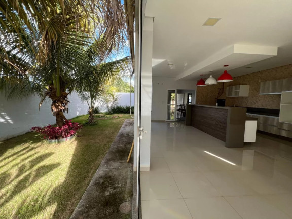 Imagem Casa com 3 Quartos à Venda, 238 m² em Setor Industrial - Sinop
