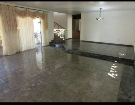 Imagem Casa com 3 Quartos à Venda, 378 m² em Farolândia - Aracaju Imagem Casa com 3 Quartos à Venda, 378 m² em Farolândia - Aracaju