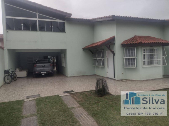 Imagem Casa com 5 Quartos à Venda, 600 m²
