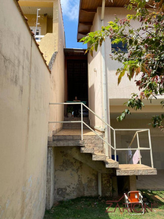 Imagem Casa com 3 Quartos à Venda, 300 m² em Campos Elíseos - Taubaté