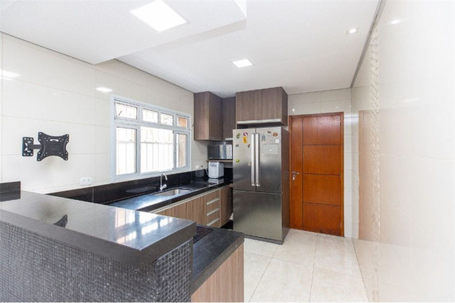 Imagem Casa com 4 Quartos à Venda, em Vila Cordeiro - São Paulo Imagem Casa com 4 Quartos à Venda, em Vila Cordeiro - São Paulo