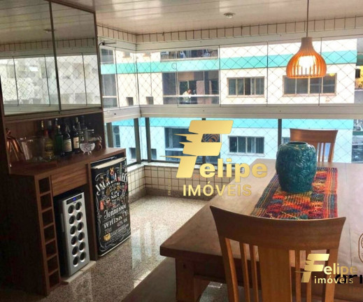 Imagem Imóvel com 4 Quartos à Venda, 278 m² em Praia Da Costa - Vila Velha Imagem Imóvel com 4 Quartos à Venda, 278 m² em Praia Da Costa - Vila Velha
