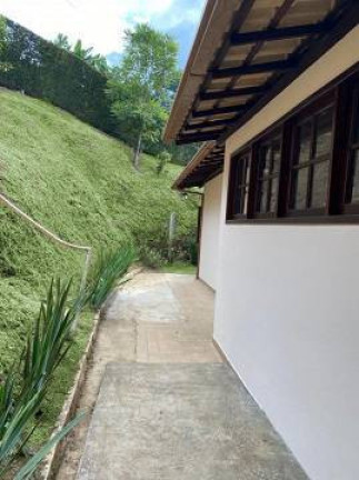 Imagem Casa com 3 Quartos à Venda, 500 m² em Cascatinha - Nova Friburgo