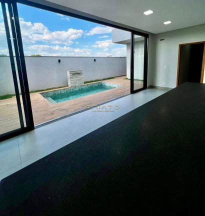 Casa de Condomínio com 3 Quartos à Venda, 200 m² em Condomínio Residencial Gaudi - Anápolis
