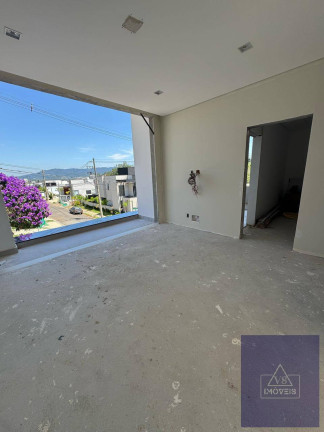 Casa de Condomínio com 3 Quartos à Venda, 238 m² em Cezar De Souza - Mogi Das Cruzes