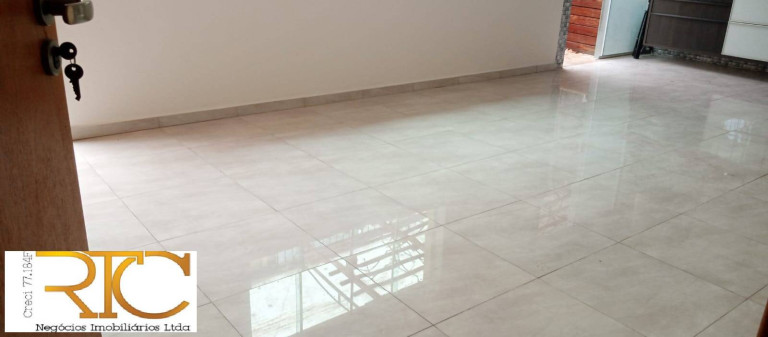 Imagem Casa com 4 Quartos à Venda, 180 m² em Jardim Dos Lagos - São Paulo
