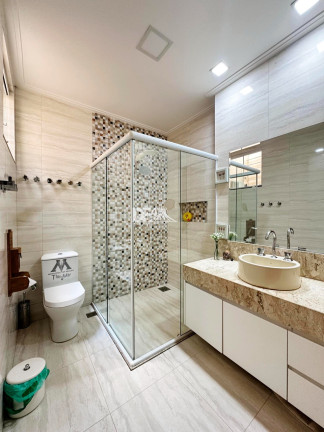 Imagem Casa com 4 Quartos à Venda, 200 m² em Guará I - Brasília