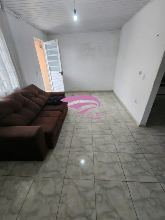 Imagem Casa com 2 Quartos à Venda, 156 m² em Uberaba - Curitiba Imagem Casa com 2 Quartos à Venda, 156 m² em Uberaba - Curitiba