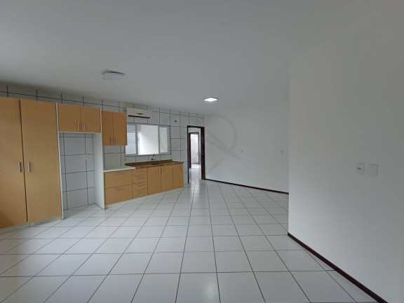 Casa com 3 Quartos à Venda, 375 m²