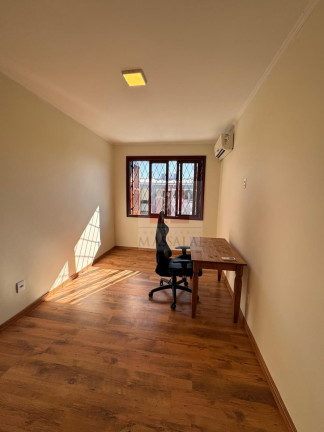 Imagem Casa com 3 Quartos à Venda, 140 m² em Jardim Europa - Porto Alegre Imagem Casa com 3 Quartos à Venda, 140 m² em Jardim Europa - Porto Alegre