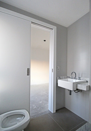 Imagem Imóvel com 2 Quartos à Venda, 70 m² em Boa Vista - Porto Alegre Imagem Imóvel com 2 Quartos à Venda, 70 m² em Boa Vista - Porto Alegre