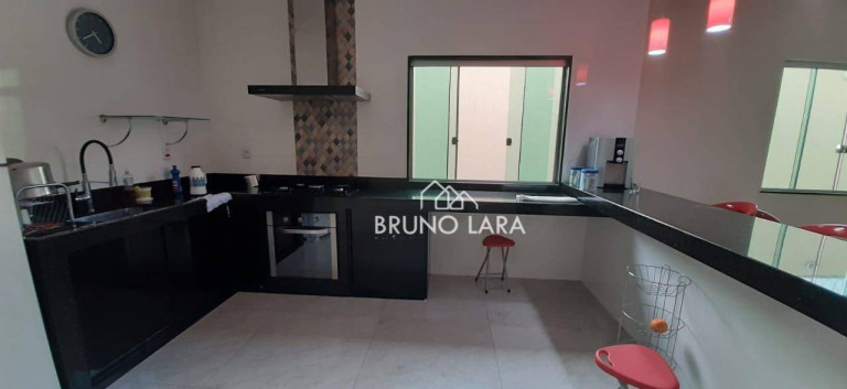 Imagem Casa com 5 Quartos à Venda, 360 m² em Novo Igarapé - Igarapé Imagem Casa com 5 Quartos à Venda, 360 m² em Novo Igarapé - Igarapé