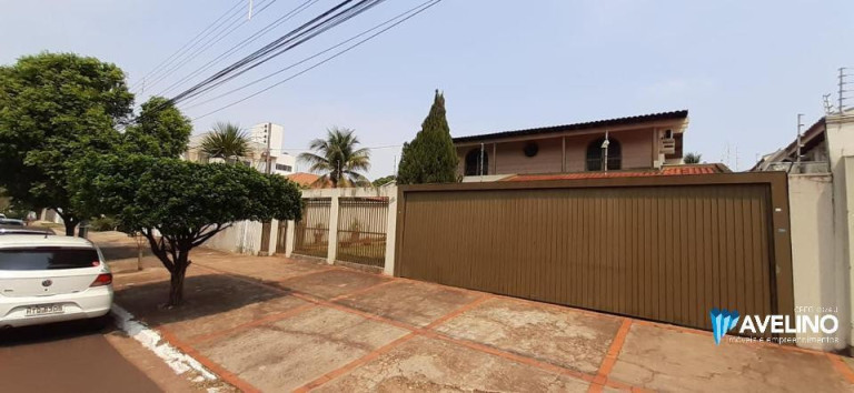 Casa com 4 Quartos à Venda, 350 m² em Vila Planalto - Campo Grande