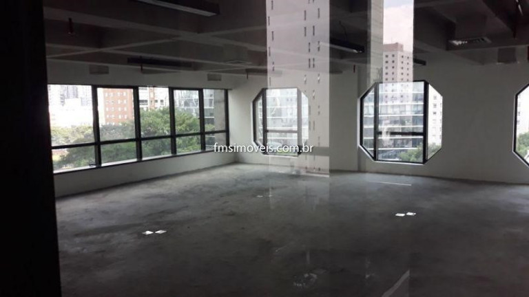 Imagem Imóvel à Venda, 120 m² em Itaim Bibi - São Paulo Imagem Imóvel à Venda, 120 m² em Itaim Bibi - São Paulo