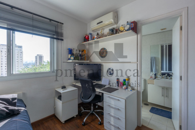 Imagem Apartamento com 3 Quartos à Venda, 153 m² em Vila Romana - São Paulo