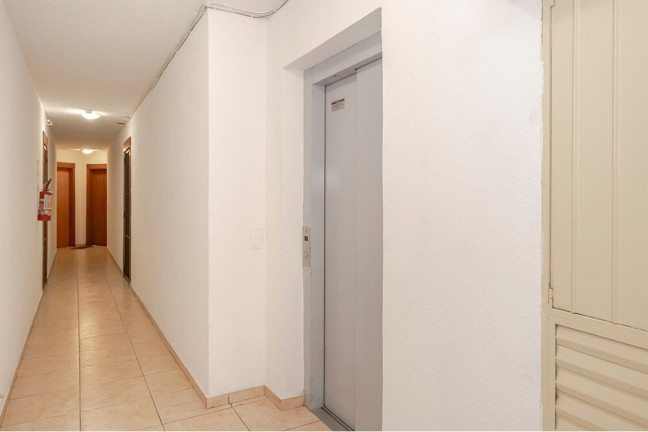 Imagem Imóvel com 2 Quartos à Venda, 48 m² em Teresópolis - Porto Alegre