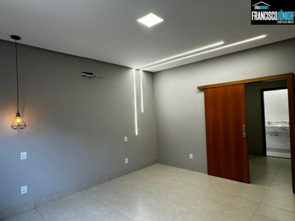 Imagem Casa com 3 Quartos à Venda, 382 m² em Setor Dos Funcionários - Goiânia